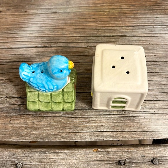 Blue Bird Perched House Salt and Pepper Shaker Set Ceramic Two Pieces - Picture 5 of 7